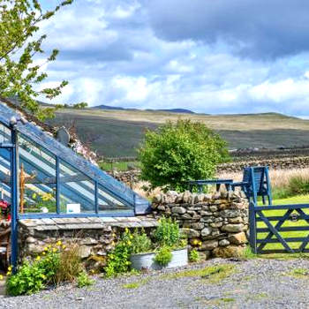 Finest Retreats - Woodend - The Schoolhouse