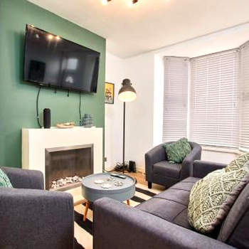 New - 2 Br House Close To Arena, Meadowhall, M1