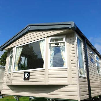 Coral Cabin