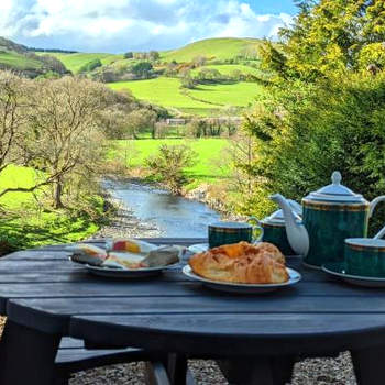 Aberhiriaeth Hall - Country House By River Dyfi