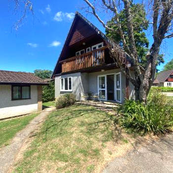 3 Bedroom Lodge Hengar Manor, Sleeps 6 #120