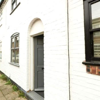 5 Bull Street