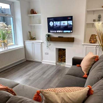 Rhondda Tunnel Cottage by StayStaycations