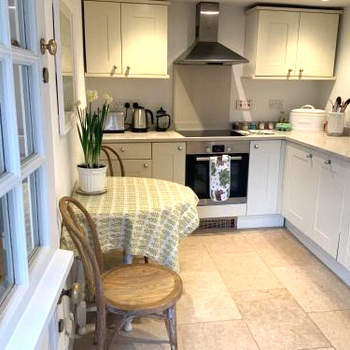 Masons Cottage, an Idyllic retreat in an area of outstanding beauty, close to Blenheim Palace, Oxford & The Cotswolds