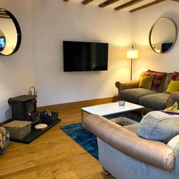 The Horners - Log burner, Cheshire Village, Parking, Walks, Aga, dogs