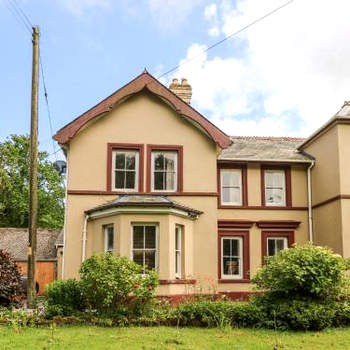 2 Gymmin House