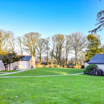 Camelia Cottage-uk37205