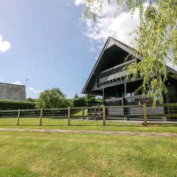 Willow Lodge