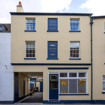 Luxury Accommodation Poole - The Guildhall Chambers