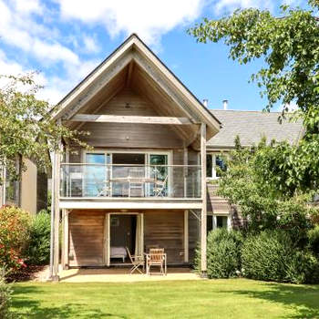 Swandown, 18 Netherhaye