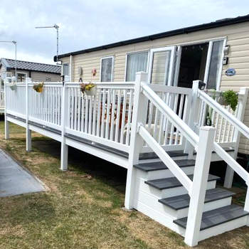Heron 41, Scratby - California Cliffs, Parkdean, sleeps 6, pet friendly, onsite entertainment and pool - 2 minutes from the beach!