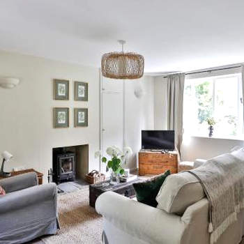 The Butlers Bungalow Beverston Castle
