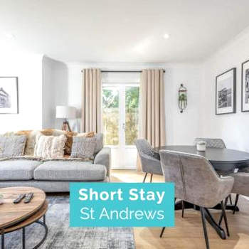 Abbey Villa - Stylish House - Central with Parking