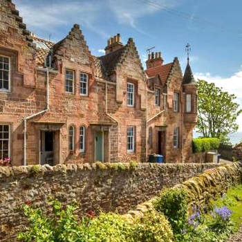3 Castle Terrace