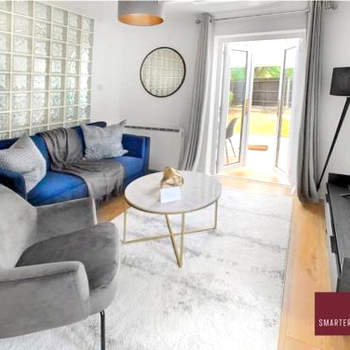 Bracknell - 1 Bedroom House With Garden