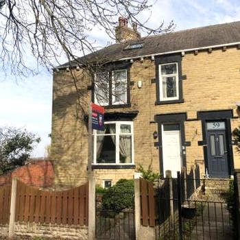 6 Bedroom Villa in Barnsley Centre