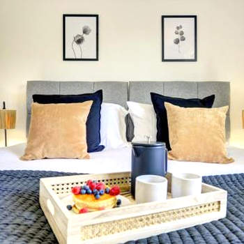 The Studley I Calm & Executive House I Dedicated Parking I Pet I eco-Short Term Let by SILVA
