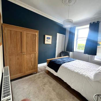 Central Helensburgh 1 BR, gr floor pet friendly
