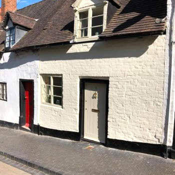 Little Gem on Bridgnorth's Cartway. River Views