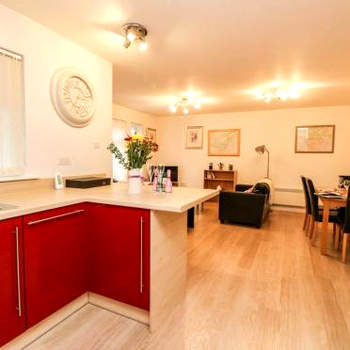 SCOTTISH HIGHLANDS Superb 2 bedroom apartment.