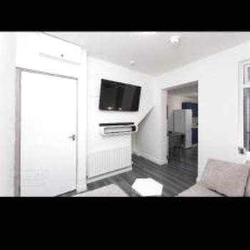 House @ Queens University