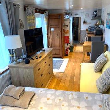 THE STUDIO PORTHYRAUR