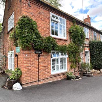Ferryman`s Cottage at The Beetle & Wedge
