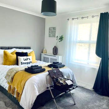 Centrally Located a Home from Home - Free Parking