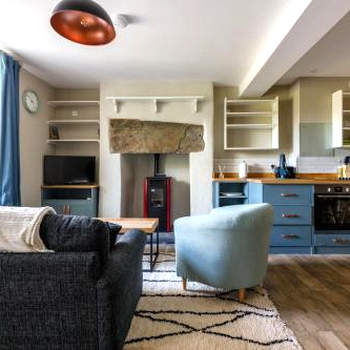 Cosy, 2-bedroom Snowdonia cottage mountain retreat