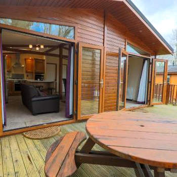 Devon Comfort Lodge - A Stylish Getaway in Devon