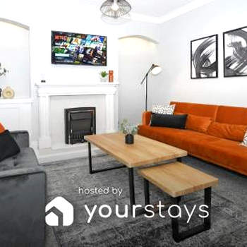 Superb Hanford Apartments by YourStays