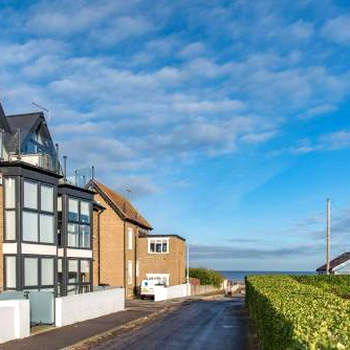 Sandy Villa
