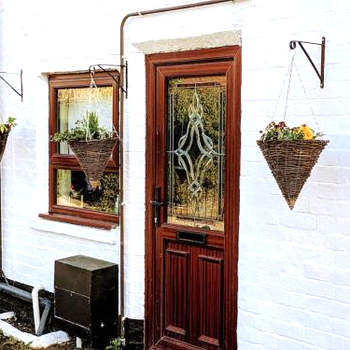 Baker's Cottage, Urban Spa and Garden Bar