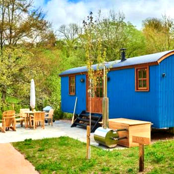 Finest Retreats - Maple Luxury Shepherds Hut