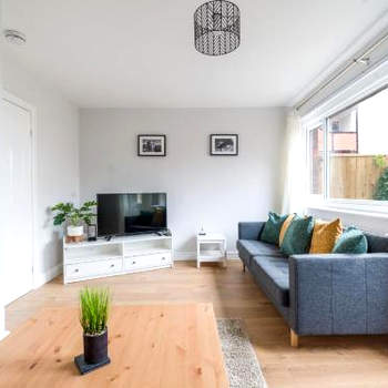 Howick House - Large 3 bedroom house, Gosforth