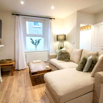 Lemon Cottage- Stylish & Modern Home - Town Centre