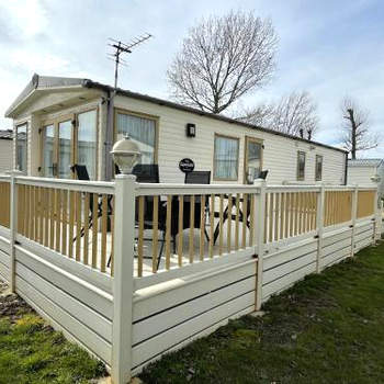 Sunny View - with wrap around decking