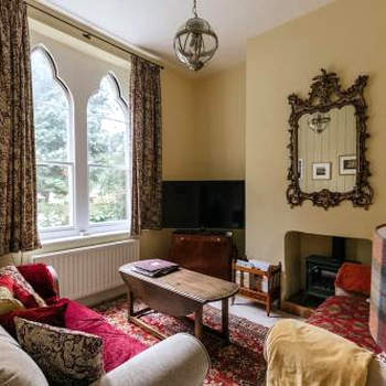HIGH SAINT COTTAGE - Stunning 3 Bed Accommodation located in Ripon, North Yorkshire