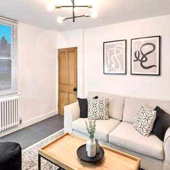 Host & Stay - High Street Cottage
