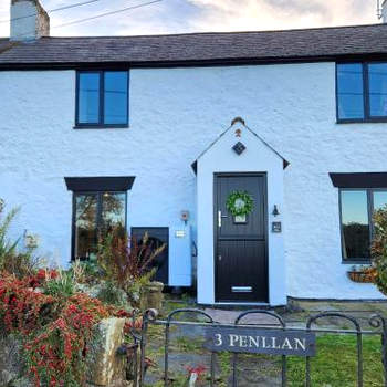 3 Penllan Cottages