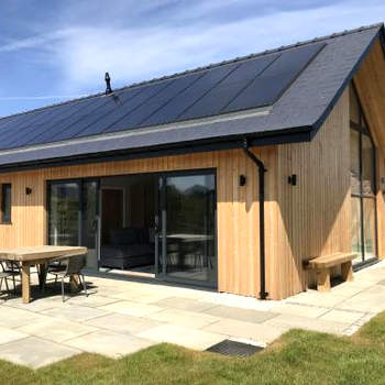 White Swan Cottage, Ashlin Farm Barns