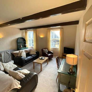 Haworth Prime Location 3 Bedroom Apartment