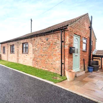 Charming 1 Bedroom Cottage