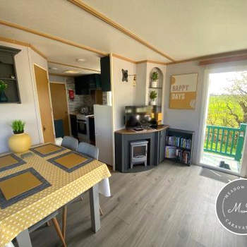 Heron’s Mead - Caravan Park & Fishing Lake - Skegness