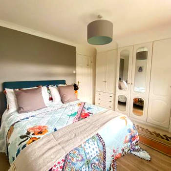 GEORGEHAM DAVIDS HILL 4 Bedrooms
