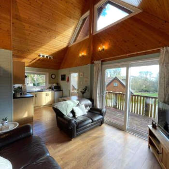 3 Bedroom Lodge Hengar Manor Sleeps 6