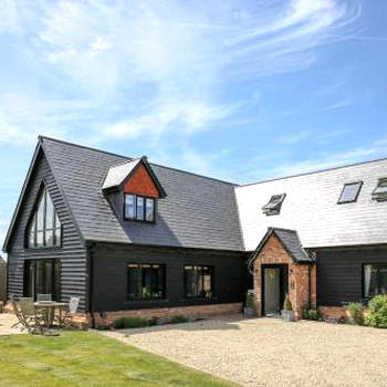 Hurstpierpoint 3 bedroom House with Hot-Tub & Garden in West Sussex