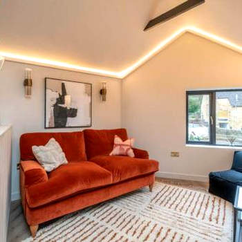 Chic Cotswold Tiny Home - Oddity House