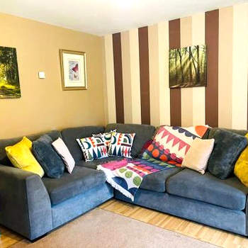 Huntingdon walk to town centre, cosy, Free parking
