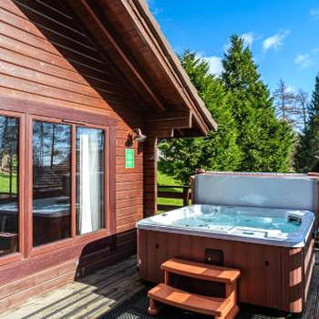 Lady Galloway 28 with Hot Tub